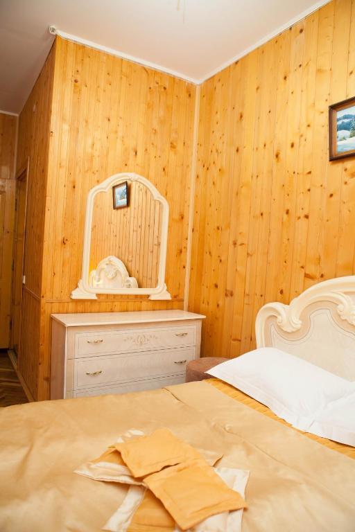 Ялинка Готель Vyshkiv Habitación foto