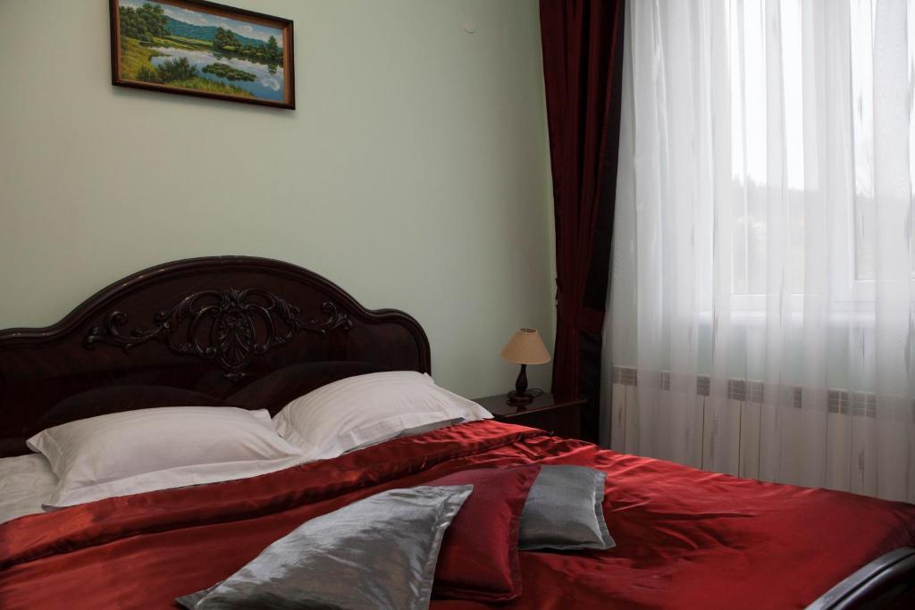 Ялинка Готель Vyshkiv Habitación foto